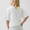 Dziecięcy T-shirt oversize z szerokim dekoltem