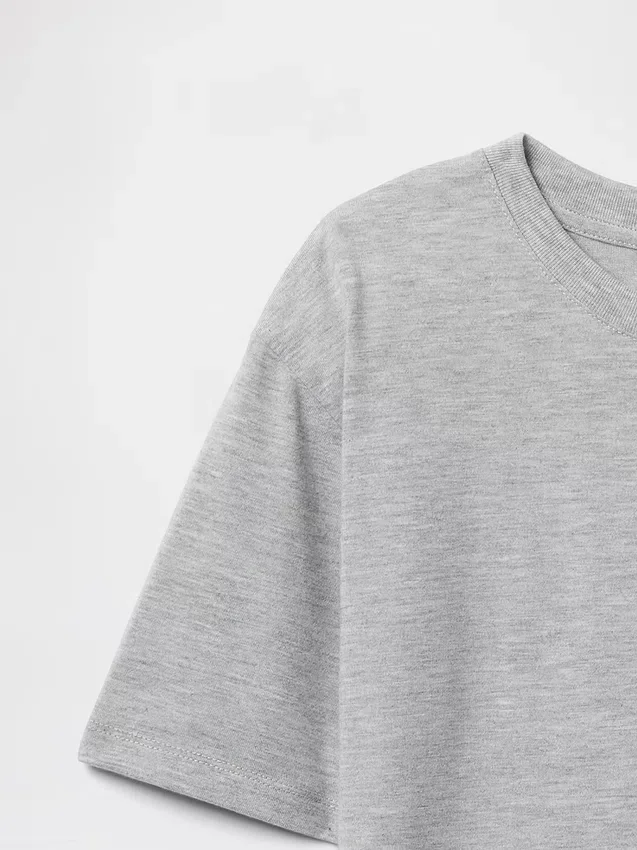 Dziecięcy T-shirt piżamowy oversize z recyklingu
