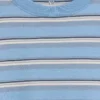 Dziecięcy T-shirt w paski o luźnym kroju