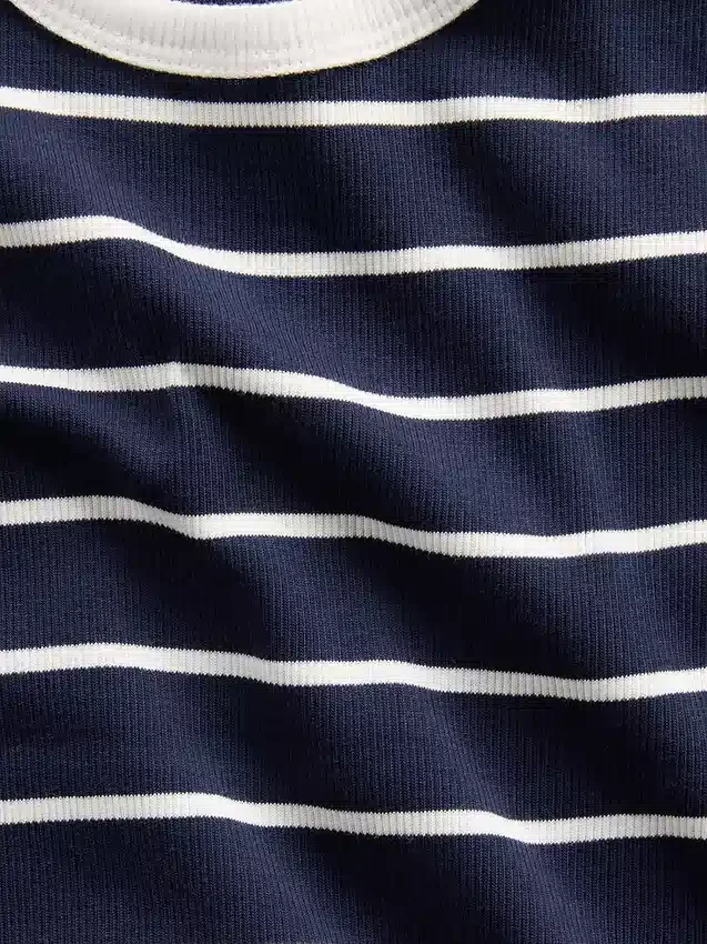 Dziecięcy T-shirt z dzianiny prążkowanej