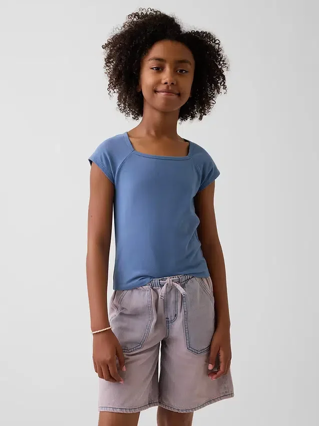 Dziecięcy T-shirt z kwadratowym dekoltem