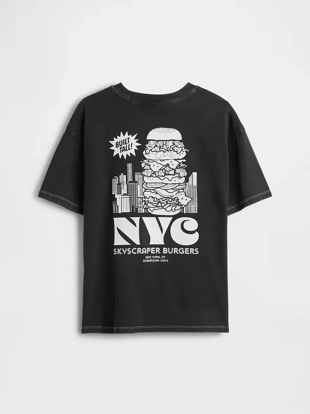 Dziecięcy T-shirt z nadrukiem o luźnym kroju