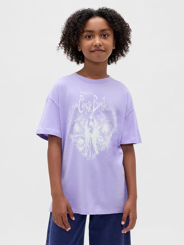 Dziecięcy T-shirt z nadrukiem w stylu oversize o kroju tuniki