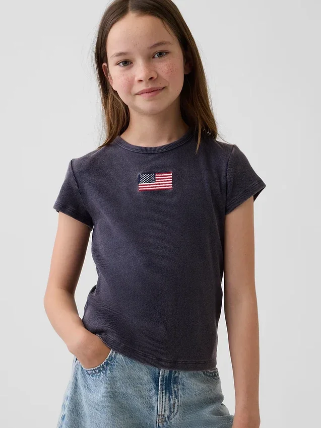 Dziecięcy T-shirt z prążkowanego materiału z haftem