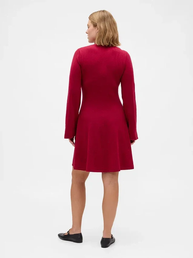 Elastyczna sukienka sweterkowa mini z dzianiny CashSoft
