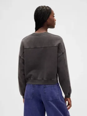 GAP × Disney „Miasteczko Halloween” Tima Burtona – gruba bluza z nadrukiem czaszek