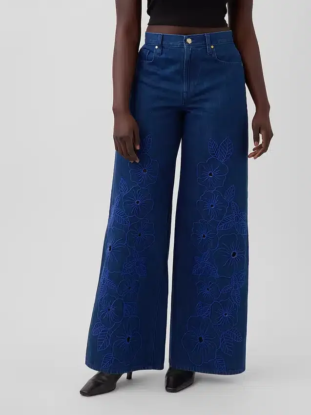 Gap × Hfr – jeansy z niskim stanem i kwiatowym wzorem, bardzo luźne, marki Atelier Ndigo