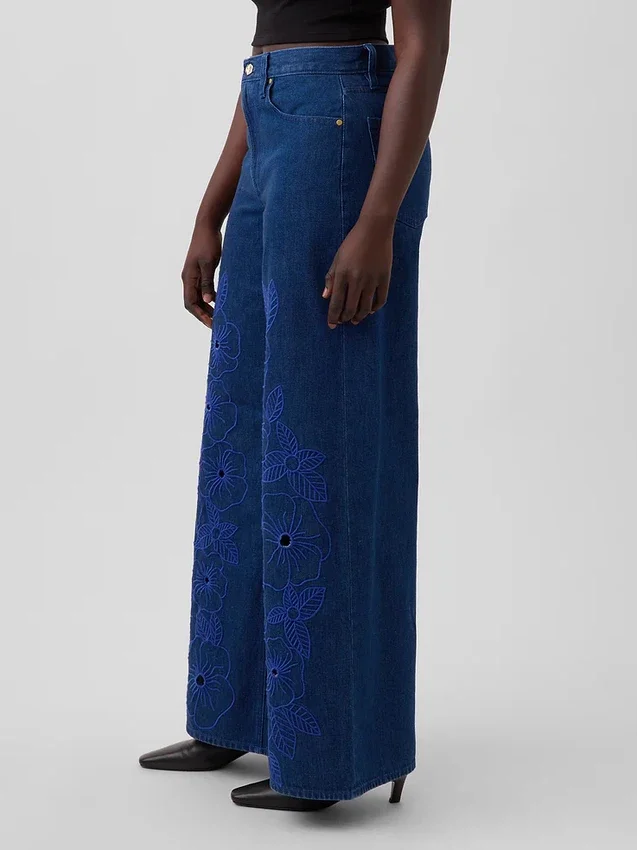 Gap × Hfr – jeansy z niskim stanem i kwiatowym wzorem, bardzo luźne, marki Atelier Ndigo