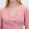 GAP × Summer Fridays – koszulka piżamowa typu henley z dzianiny typu pointelle