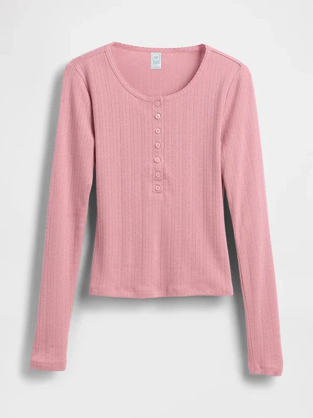 GAP × Summer Fridays – koszulka piżamowa typu henley z dzianiny typu pointelle