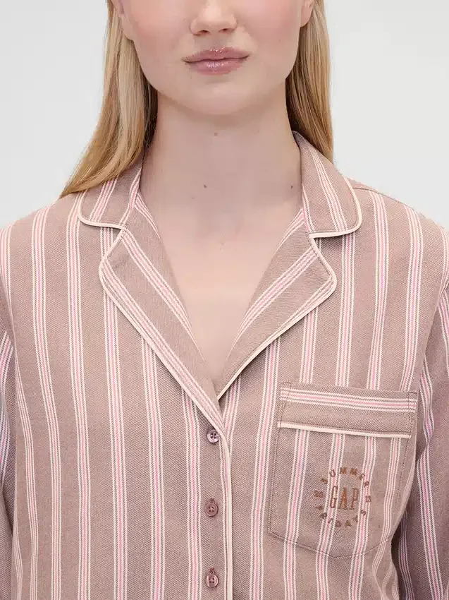 GAP × Summer Fridays Luźna flanelowa koszula piżamowa w paski