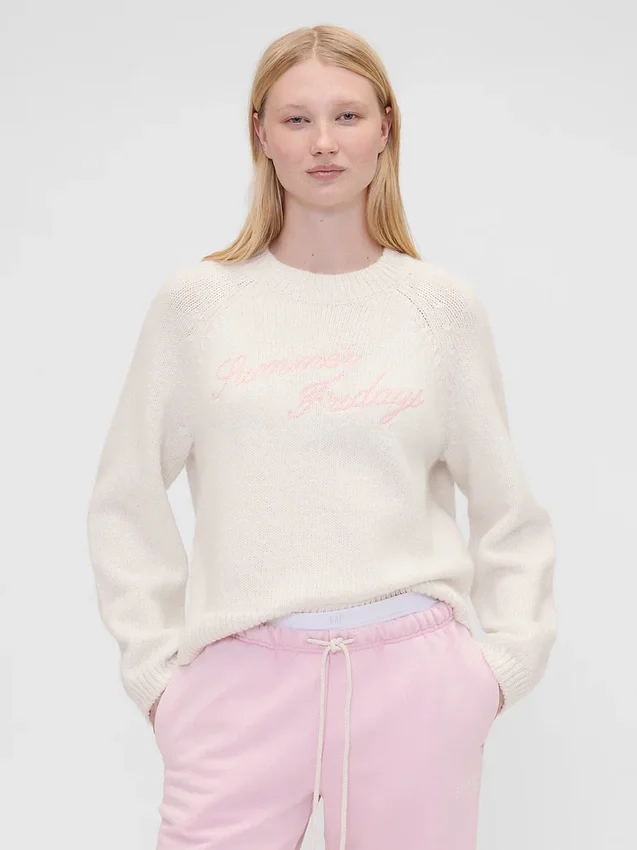 GAP × Summer Fridays – sweter oversize z logo