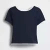 GapFit Smooth – dwustronny top typu crop z kopertowym dekoltem