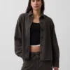 Gruba koszula z frotte francuskiego w stylu oversize z zapięciem na guziki