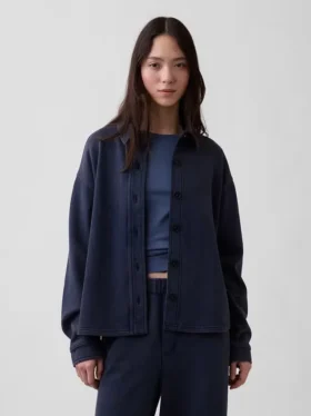 Gruba koszula z frotte francuskiego w stylu oversize z zapięciem na guziki