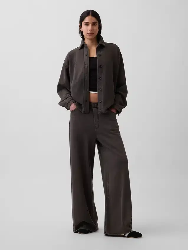Gruba koszula z frotte francuskiego w stylu oversize z zapięciem na guziki