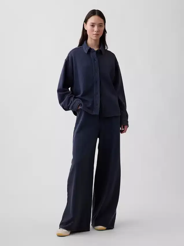 Gruba koszula z frotte francuskiego w stylu oversize z zapięciem na guziki