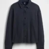 Gruba koszula z frotte francuskiego w stylu oversize z zapięciem na guziki