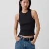 Gruba koszulka bez rękawów z dekoltem typu halter