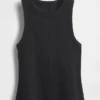 Gruba koszulka bez rękawów z dekoltem typu halter
