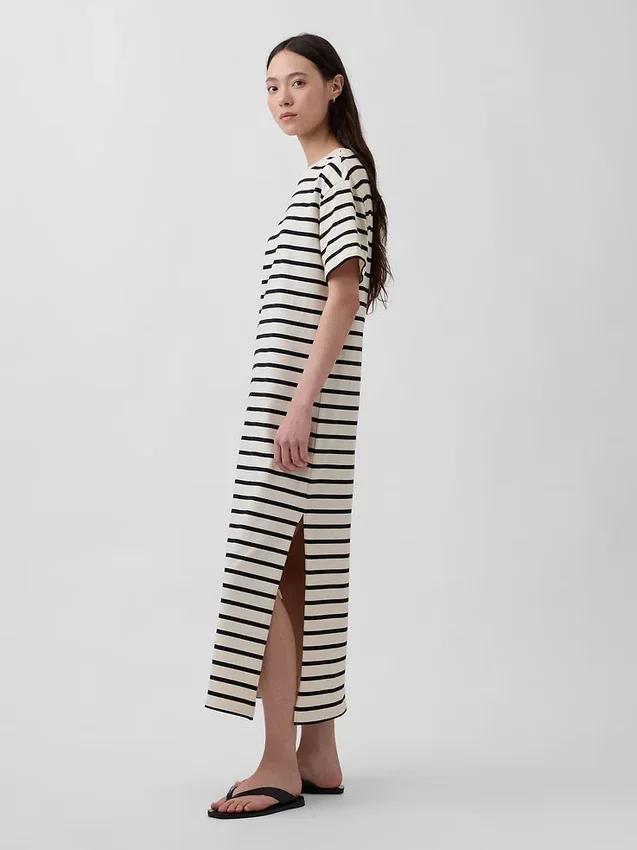 Gruba, oversizowa sukienka typu T-shirt w stylu maxi