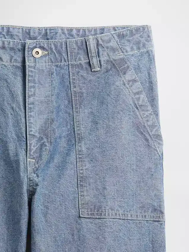 Grube jeansy typu baggy z tkaniny chambray
