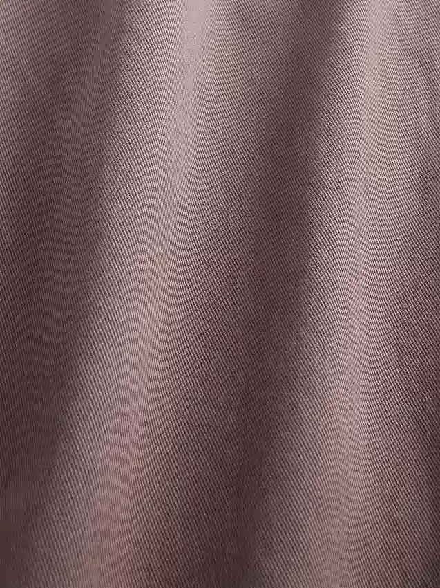 Grube spodnie khaki z tkaniny skośnej w stylu lat 90. o luźnym kroju