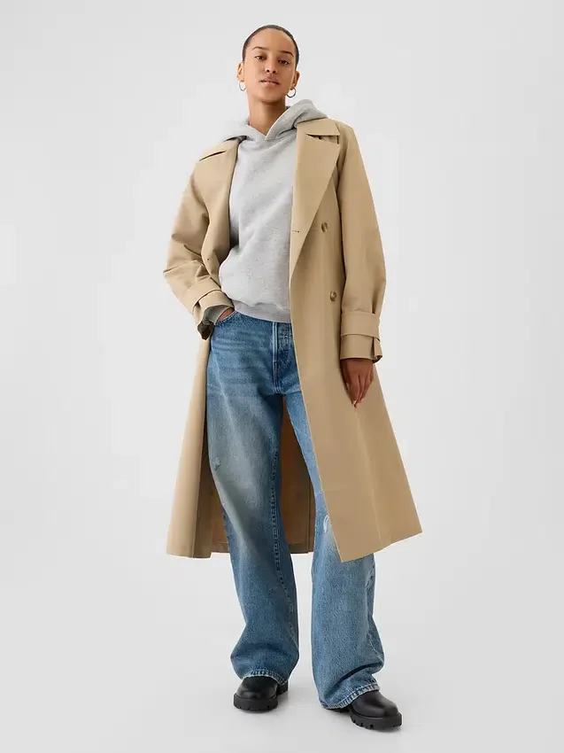 Jeansy o luźnym kroju w stylu lat 90.