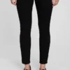 Jeansy odzieży ciążowej z prawdziwym paskiem i pełnym panelem w stylu skinny