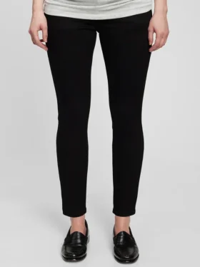 Jeansy odzieży ciążowej z prawdziwym paskiem i pełnym panelem w stylu skinny