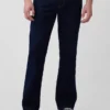 Jeansy typu bootcut