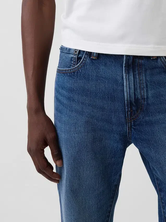 Jeansy typu bootcut