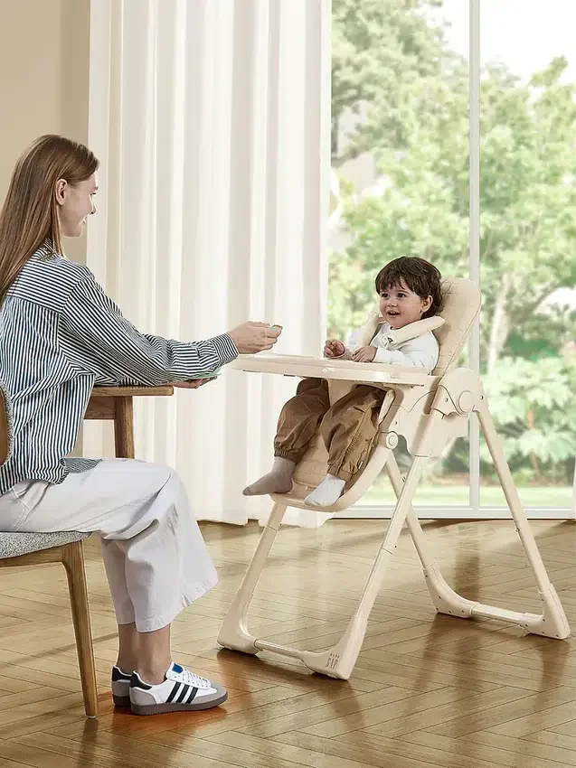 Klasyczne krzesełko do karmienia 3 w 1 babyGap