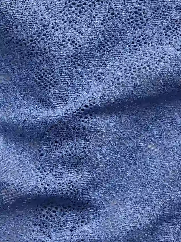 Koronkowe stringi