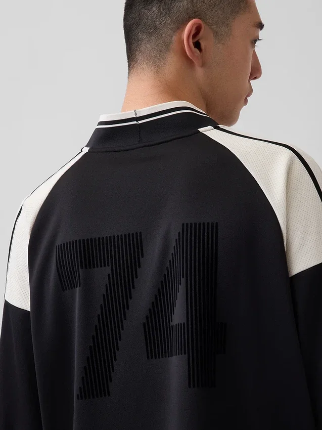 Koszulka dżersejowa z oversize'owym logo Ouigap