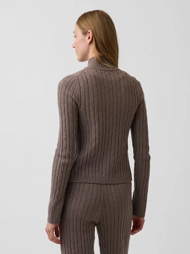 Krótki kardigan z dzianiny typu cable-knit z zamkiem błyskawicznym CashSoft