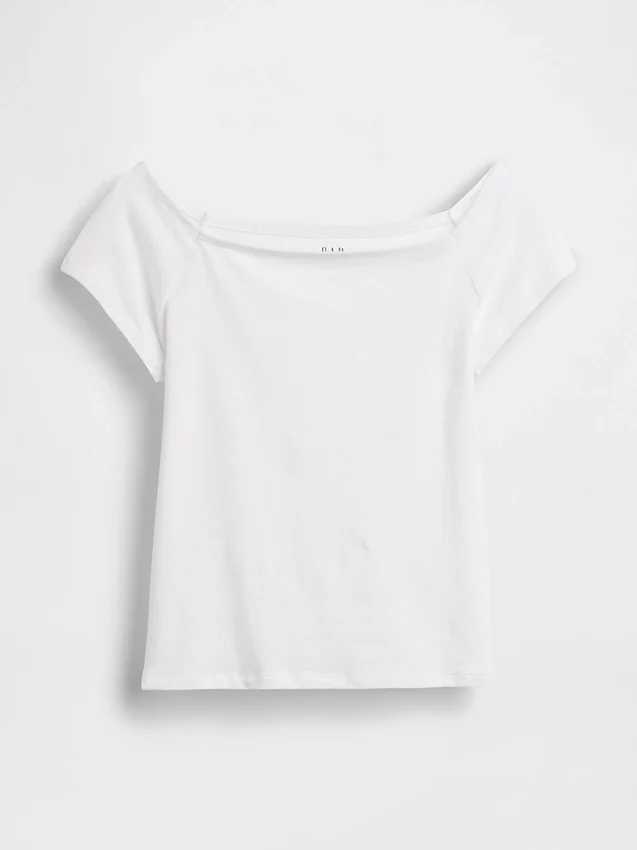Krótki T-shirt z dzianiny o gęstym splocie z odkrytymi ramionami