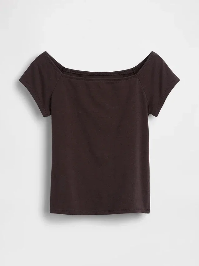 Krótki T-shirt z dzianiny o gęstym splocie z odkrytymi ramionami