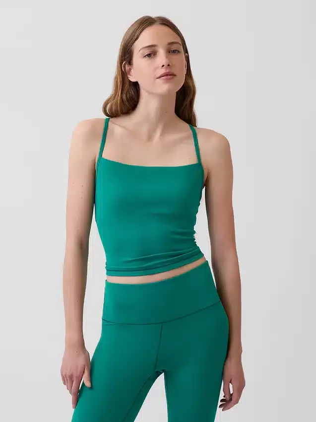 Krótki top GapFit Smooth z wycięciem na plecach