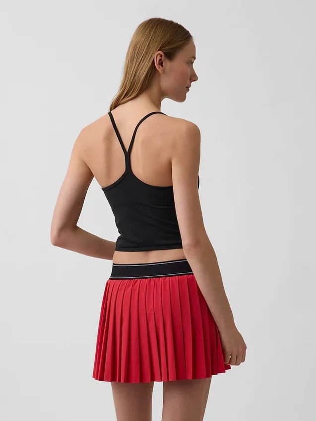 Krótki top GapFit Smooth z wycięciem na plecach