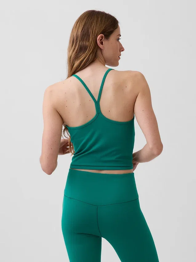 Krótki top GapFit Smooth z wycięciem na plecach