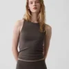 Krótki top z dżerseju