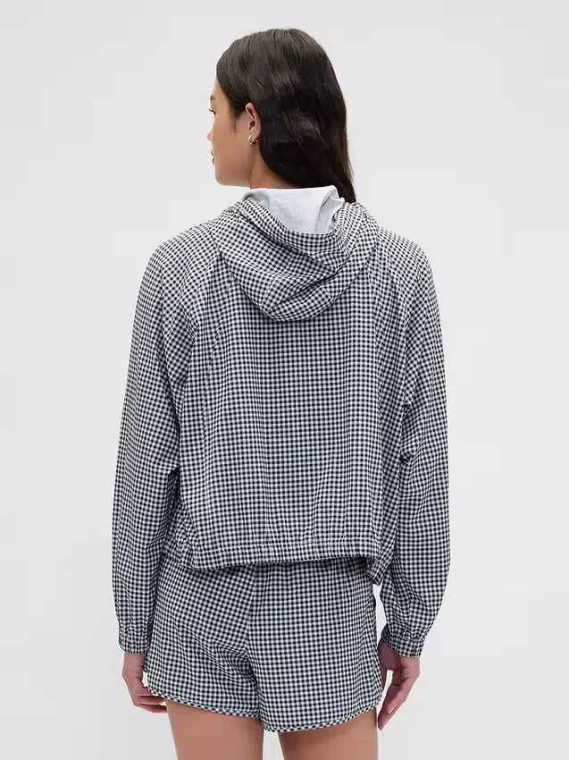 Kurtka wiatrówka GapFit Tech Gingham