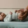 Leżaczek dla niemowląt Snuggle Me Curve