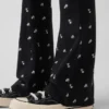 Legginsy dziecięce z rozszerzanymi nogawkami