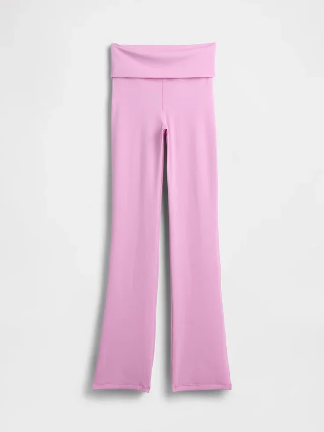 Legginsy GapFit Smooth z podwiniętym paskiem i lekko rozszerzanymi nogawkami