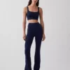 Legginsy GapFit Smooth z wysokim stanem i rozszerzanymi nogawkami