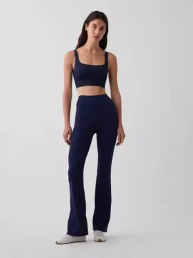 Legginsy GapFit Smooth z wysokim stanem i rozszerzanymi nogawkami