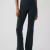 Legginsy GapFit Smooth z wysokim stanem i rozszerzanymi nogawkami