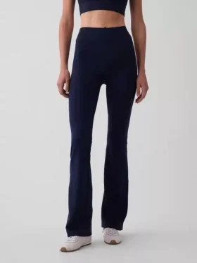 Legginsy GapFit Smooth z wysokim stanem i rozszerzanymi nogawkami